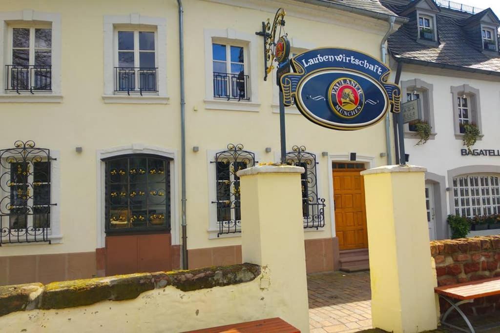 Pearl Studio Apart - King Bed - Netflix - Projector - Fast Wi-Fi Trier Exterior photo
